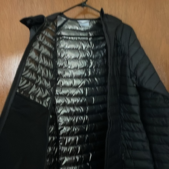 Women's Columbia Omni White out Black Quilted Jacket size medium - Picture 8 of 10